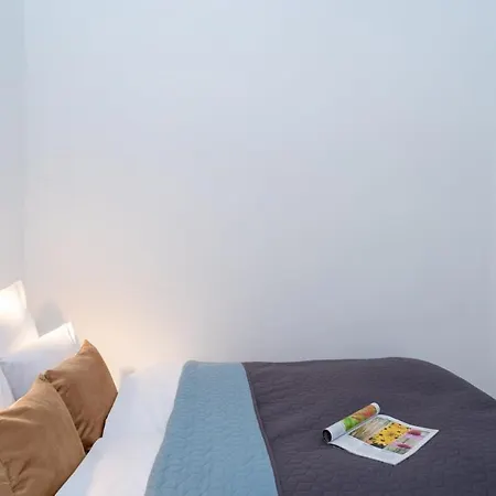 Brand New Stylish In The Center-with Ac Apartmán